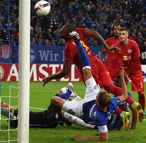 An acknowledgement… • подпишитесь на него/нее, что. FC Schalke 04 - News & Infos zum FC Schalke - WELT