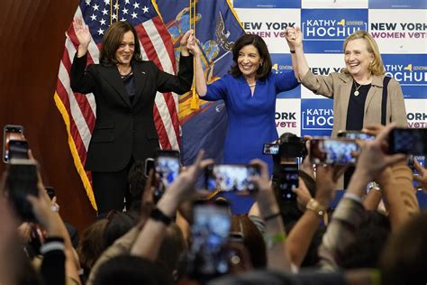 Harris, Clinton campaign for Hochul in NY governor's race | AP News