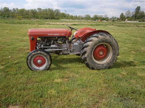 Massey Ferguson To 35 Tractors Utility 40 100hp John Deere