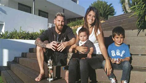 Lionel Messi Y Antonella Rocuzzo Esperan Su Tercer Hijo 800noticias