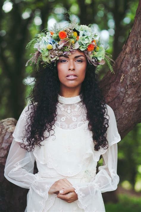 31 Flower Crown Hairstyles For Your Wedding