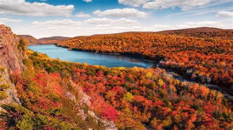 Lake Of The Clouds Porcupine Mountains In Fall Color Upper Michigan Peninsula Usa Take