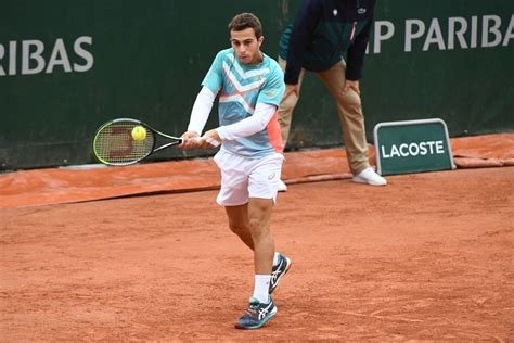 Hugo gaston n'aura pas traîné sur les courts de melbourne, éliminé d'entrée de l'open d'australie par cette semaine, hugo gaston (19 ans), 247e à l'atp, a découvert la cour des grands du grand. Roland Garros. Il ne reste qu'un tennisman français ...