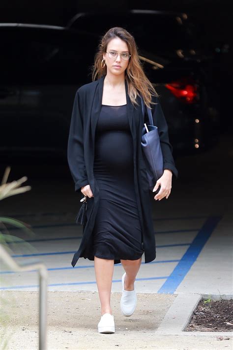 Jessica Alba Pregnancy Baby Bump Black Dress Photos