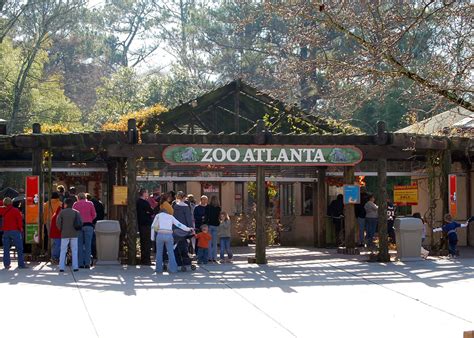Zoo Atlanta Hosting Job Fairs For Seasonal Employees Wabe 901 Fm