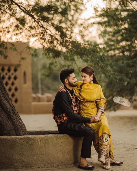 Pre Wedding Idea Punjabi Couple Pose Couple Posing Pre Wedding