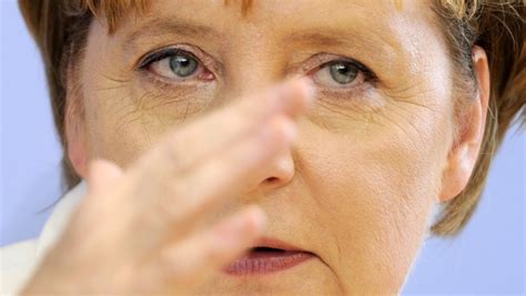 Merkel Verdedigt Coalitie Na Bijzonder Slechte Peiling De Morgen