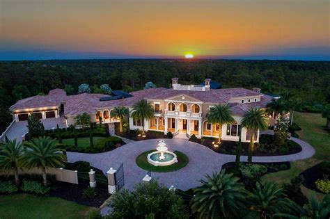 View This Luxury Home Located At 8499 Lindrick Ln Bradenton Florida