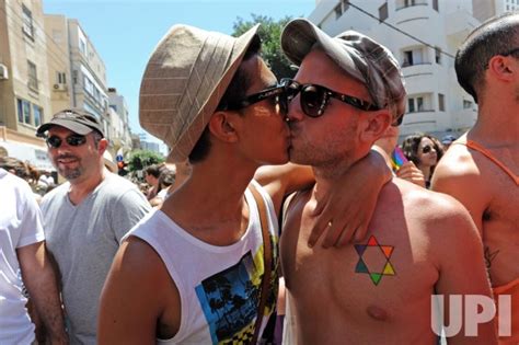 Photo Gay Pride Parade Tel Aviv Jer2012060822