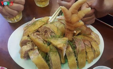 Dong Tao Chicken Delicacy Of Hung Yen Province