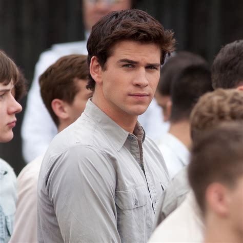 Liam Hemsworth Stars As ‘gale Hawthorne In The Hunger Games Book Snacks