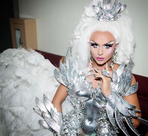 Farrah Moan 🍸 On Instagram “who Do You Think Will Win Season 9 Of Dragrace And Take The Crown
