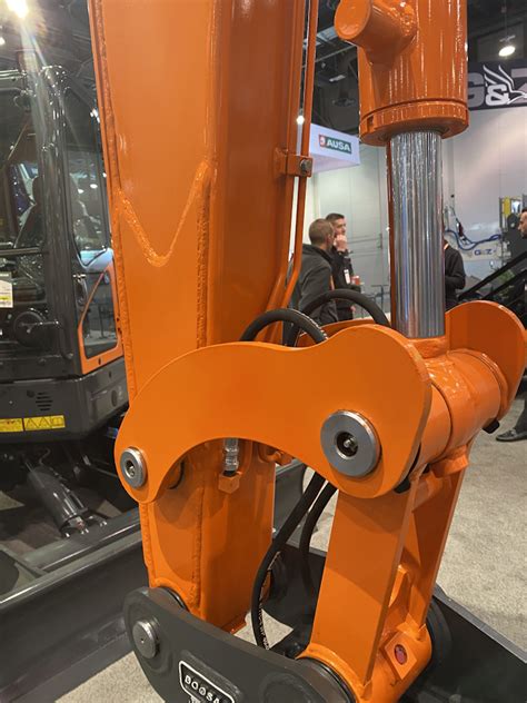 New Doosan Dx62r 3 Adds 6 Ton Reduced Tail Swing Choice To Compact