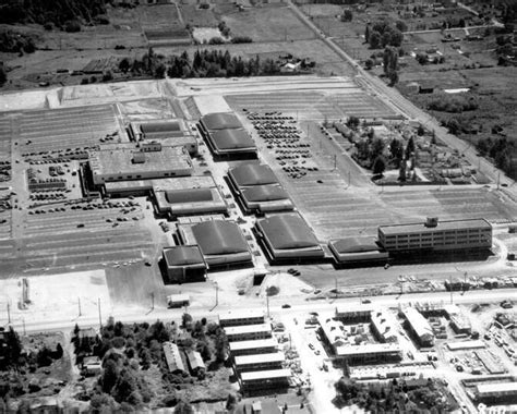 Northgate Mall Aug 20 1950 The View Is South With The Hospital