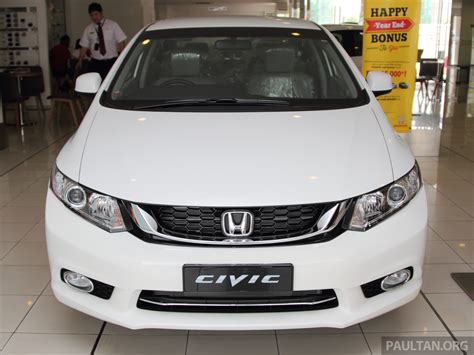 You can also compare the honda civic (2014) 1.8s against its rivals in malaysia. GALLERY: 2014 Honda Civic 1.8S facelift in showroom