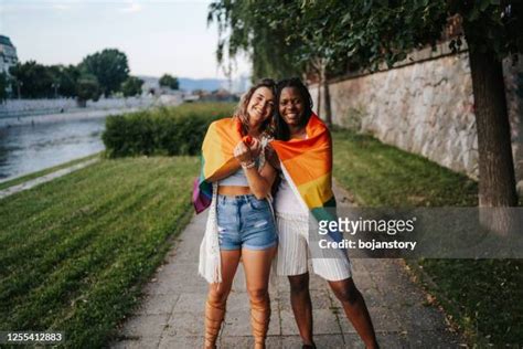 beautiful black lesbian photos and premium high res pictures getty images