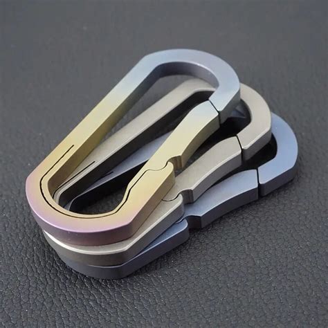 H1140 Outdoor New Multi Function Titanium Alloy Tc4 Hanging Keychain