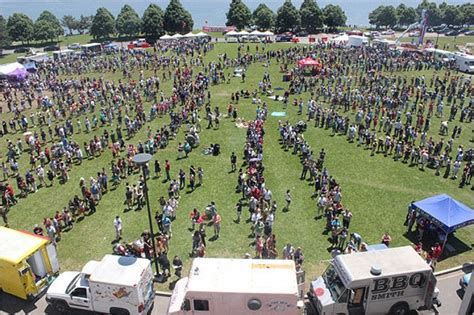 You can rent food trucks for any occasion: 5 mei Bevrijdingsdag. Vind jouw Foodtruckevent! | Nieuws