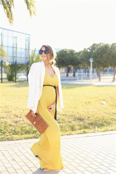 Look Stunning With These Maternity Outfits For Summer Ohh My My