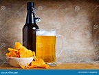 Birra e patatine fritte fotografia stock. Immagine di patata - 22039402