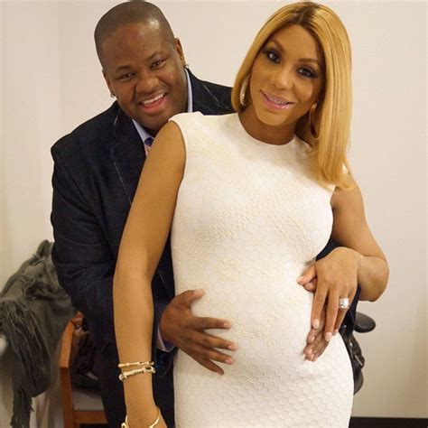 Higgington Post Tamar Braxton Announces Shes Pregnant With Her First