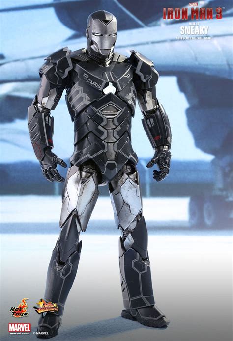 Each new design for iron man's suits are not necessarily more powerful. Hot Toys MMS348 Iron Man 3 Sneaky (Mark XV) 1/6th scale ...