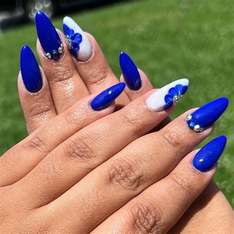 25 Royal Blue Nail Designs So Regal Youll Feel Like A Queen Sweet