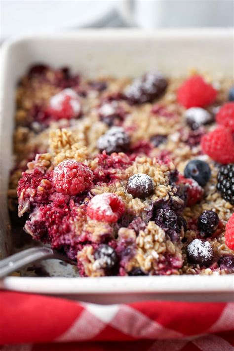 Overnight Berry Baked Oatmeal