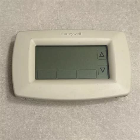 HONEYWELL HOME RTH D Day Programmable Thermostat With Touchscreen Display PicClick