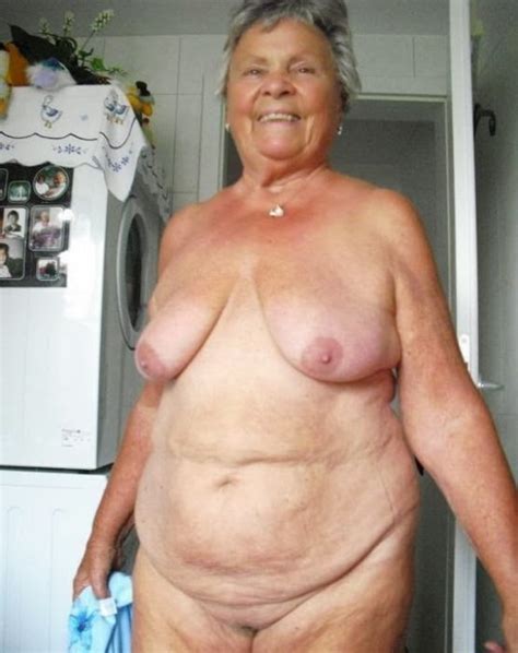 Grand butin grand mère nue Filles nues photos nues