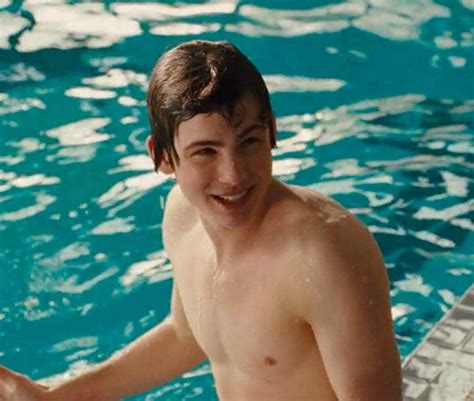 Crush Of The Day Hot Pictures Of Logan Lerman Big Gay Picture Show
