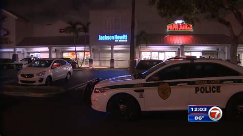 Papa John’s Delivery Driver Arrested After Road Rage Shooting In Nw Miami Dade Wsvn 7news