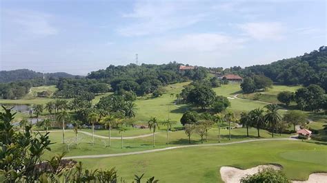 The club boasts a wide range of amenities, including a golf shop, a fully equipped fitness centre, swimming pool, sauna. Bukit Unggul Country Club - Tourism Selangor