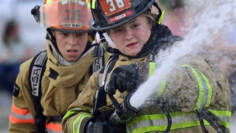 Photos Junior Firefighters Academy Trains Teens