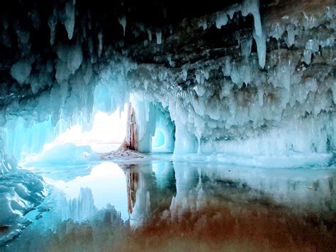 Exploring Lake Superior Ice Caves Lake Superior Circle Tour