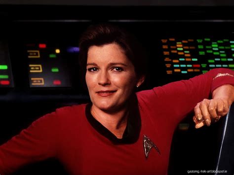 Captain Janeway In Retro Star Trek Star Trek Captain Janeway Star