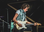 Footage from Jeff Beck's final live show features dazzling guitar solo
