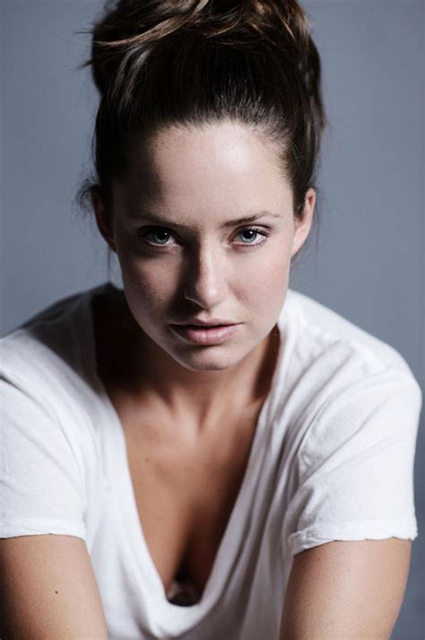 Merritt Patterson Joins The Cast Of The Royals E News