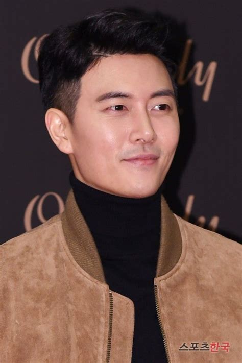 Witch amusement / witch yoo hee / a witch in love. Jae Hee ♡ | Korean actors, Actors, Shinee