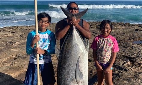 Hawaii Angler Lands Rare Giant Ulua