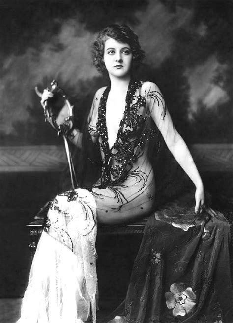 Ziegfeld Follies Beauties Fashion 1920s Fashion Vintage Outfits