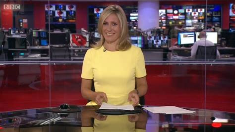 sophie raworth style sophieraworth bbc news spotted tv summer bbc news hair cuts popular