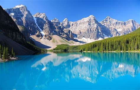 Moraine Lake Unique Places Around The World