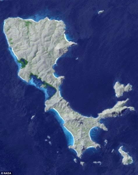 Weirdly Shaped Islands The Bizarre Archipelagos That Resemble Weird