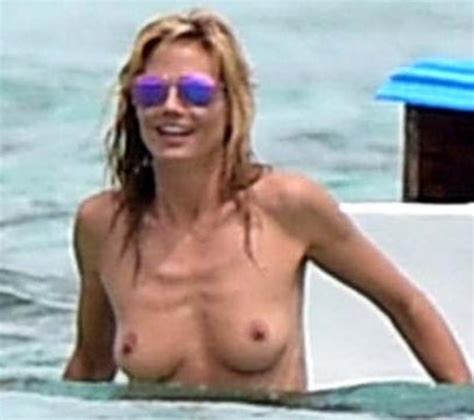 Naked Heidi Klum Added 07192016 By Bot