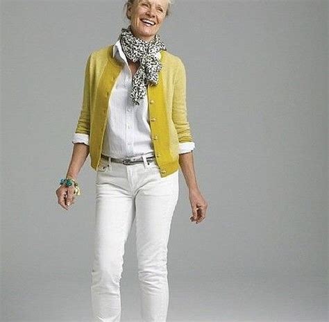46 Pretty Styles Ideas For 50 Year Old Woman Addicfashion