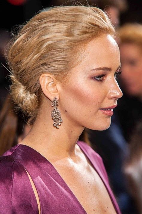 Red Carpet Hairstyle Beutiful Updo Jennifer Lawrence Celebrity
