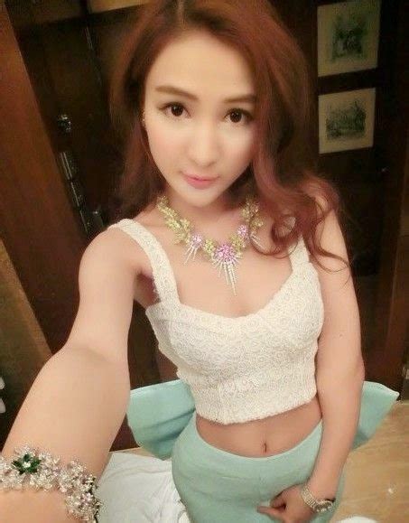 Cute Girls Scandal Chinese Car Show Model Guo Meimei
