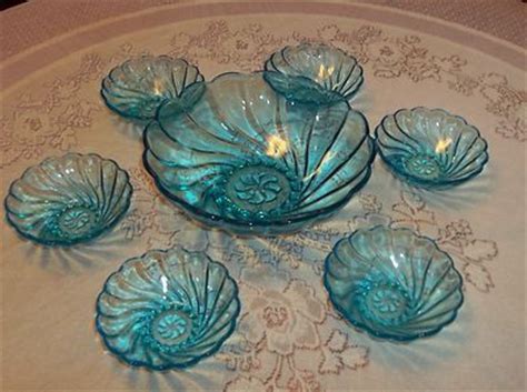 Vintage Hazel Atlas Glass Blue Capri Swirl Bowl Berry Bowls Set