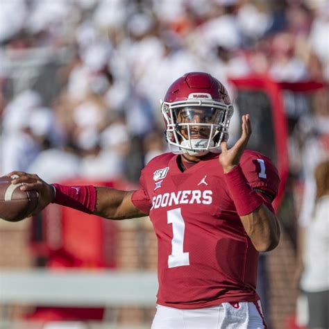 Jalen Hurts Was Brilliant In His Debut At Qb For The Oklahoma Sooners